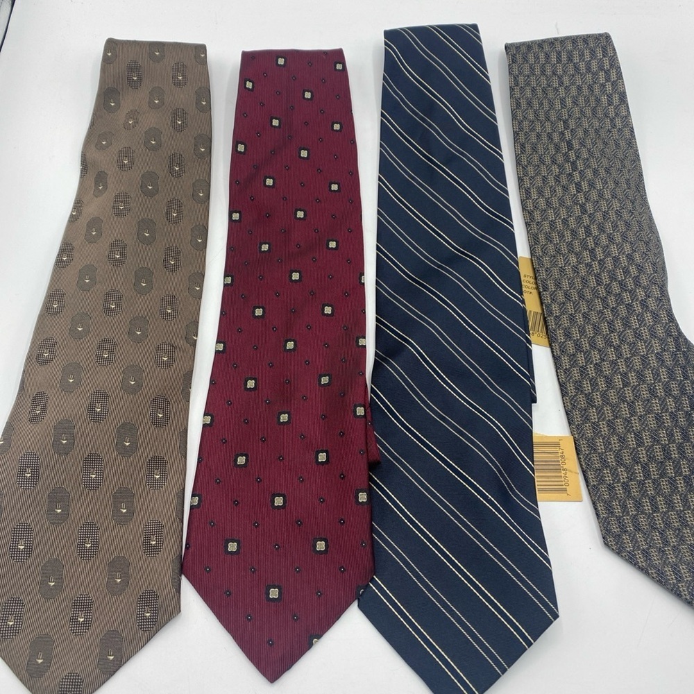 Vintage Donna Karan Signature All Silk Tie Italy Lot textured 2 New / 2 Used